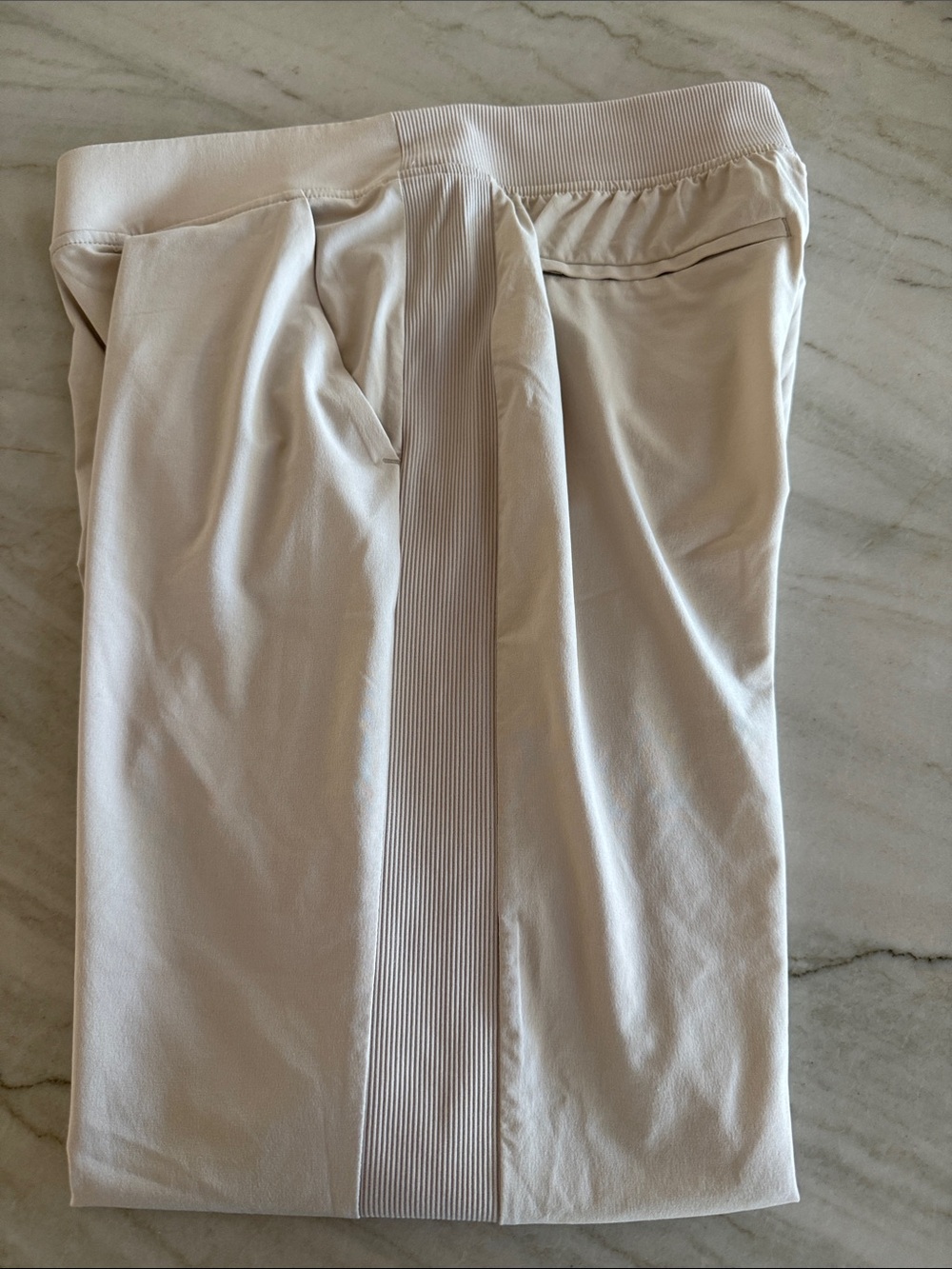 Athleta Women’s Joggers in Light Beige size 6 - Picture 3 of 5